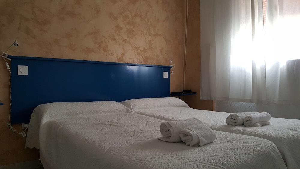 Pension Giraldilla Seville Luaran gambar
