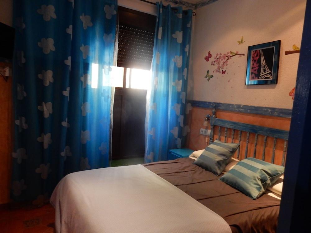 Pension Giraldilla Seville Luaran gambar